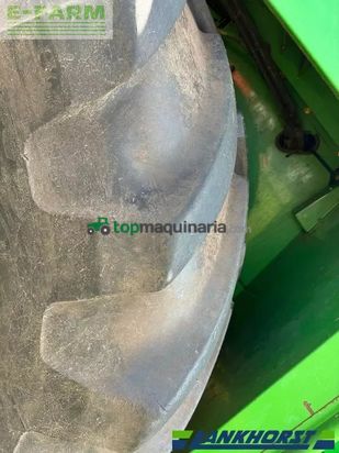 Cosechadora de Cereal - John Deere - 7400