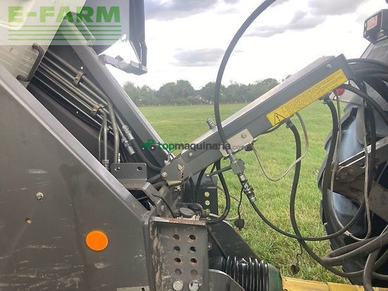 Empacadora gigant - Claas - quadrant 5200 fc tandem