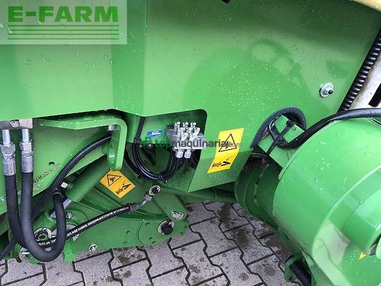 Empacadora gigant - Krone - comprima v 150 xc
