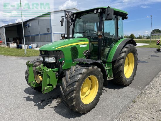 Tractor agrícola - John Deere - 5820 premium