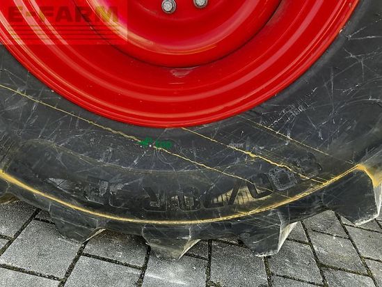 Cosechadora de Cereal - Claas - trion 750 + v770