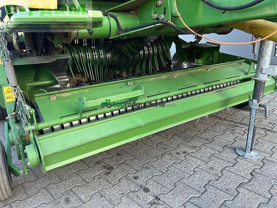 Empacadora gigant - Krone - comprima f 155 xc