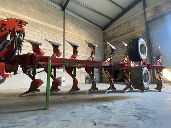 Arado Castillon Seminuevo 16 cuerpos