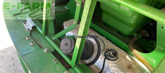 Cosechadora de Cereal - John Deere - 8300
