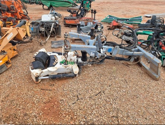 VIBRADOR FRONTAL PARA MINICARGADORA