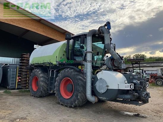 Esparcidor -  - fronttank + guelleaufbau xerion 3800 vc