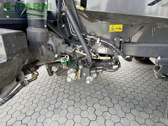 Empacadora gigant - Claas - quadrant 5300 fc t
