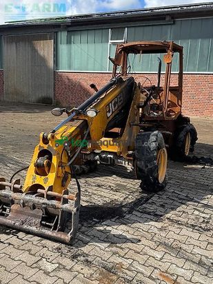 Minicargadora - JCB - tm 220 brandschaden
