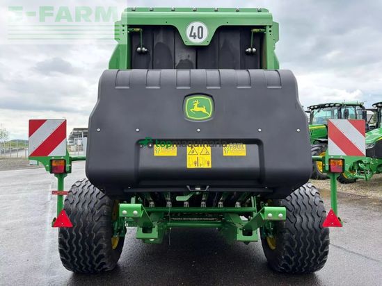 Empacadora gigant - John Deere - v461m iso bus