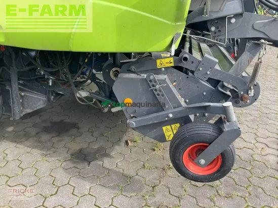 Empacadora gigant - Claas - rollant 454 uniwrap