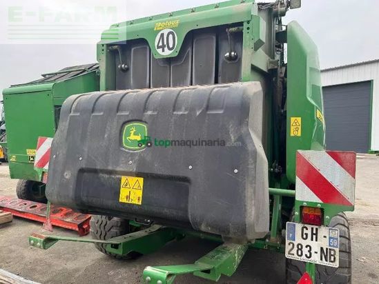 Empacadora gigant - John Deere - v461m