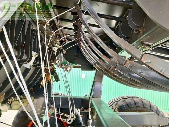 Empacadora gigant - Claas - quadrant 3400 rc