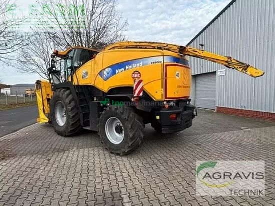 Cosechadora de Cereal - New Holland - fr 9060