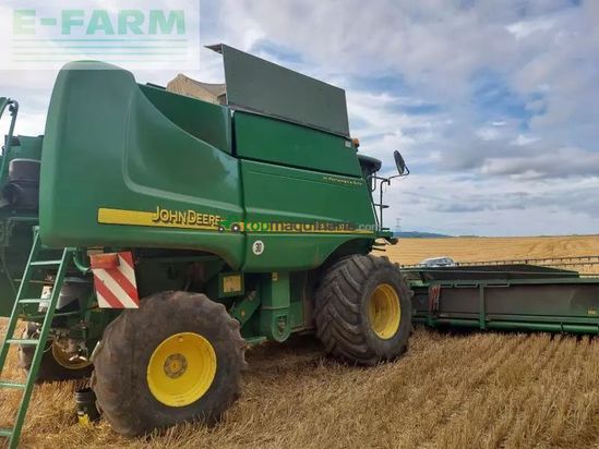 Cosechadora de Cereal - John Deere - 9880