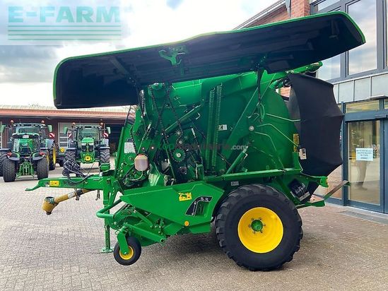 Empacadora gigant - John Deere - 990