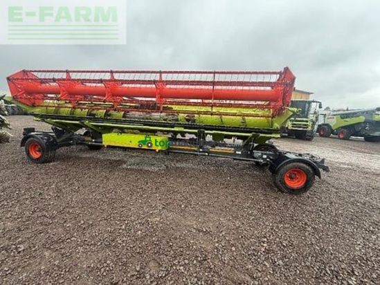 Cosechadora de Cereal - Claas - trion 750 terra trac