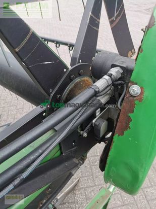 Cosechadora de Cereal - John Deere - t560