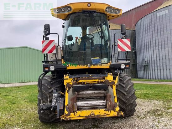 Cosechadora de Cereal - New Holland - fr 9040