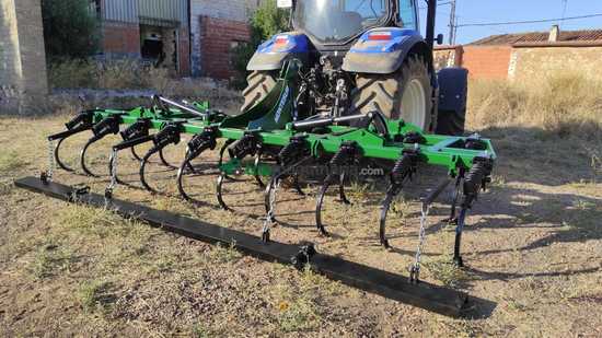 CULTIVADOR SEMICHISEL DE 19 BRAZOS DE 30X30