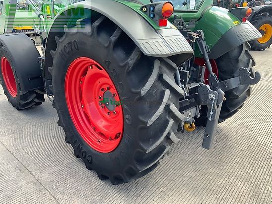 Tractor agrícola - Fendt - 210 tractor (st23988)