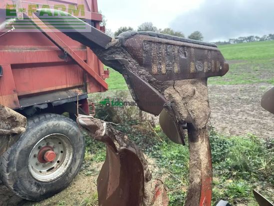 Arado - Gregoire Besson - ry47