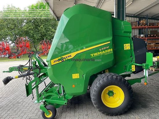 Empacadora gigant - John Deere - v451m