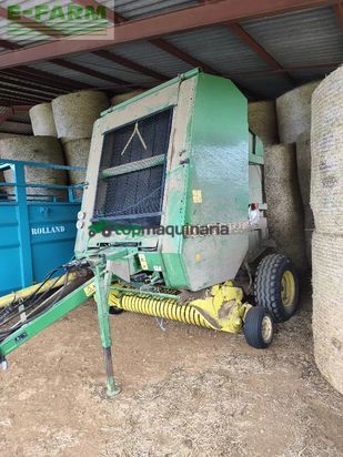 Empacadora gigant - John Deere - 590