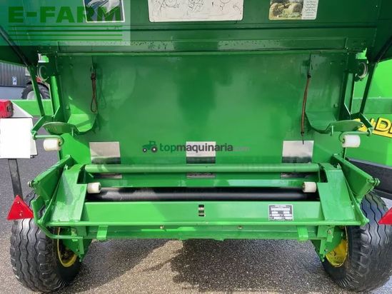Empacadora gigant - John Deere - 572