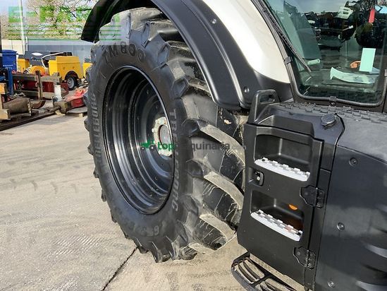 Tractor agrícola - Valtra - t195 versu unlimited tractor (st25161) Versu