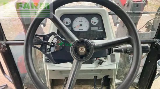 Tractor agrícola - Massey Ferguson - 5440 dyna 4 chargeur