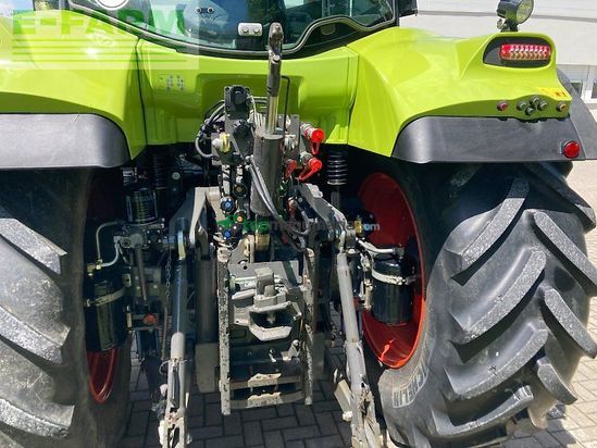 Tractor agrícola - Claas - arion 550 cmatic cebis