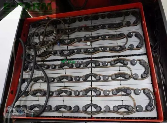 Elevadora - Linde - e 40/600 h 388