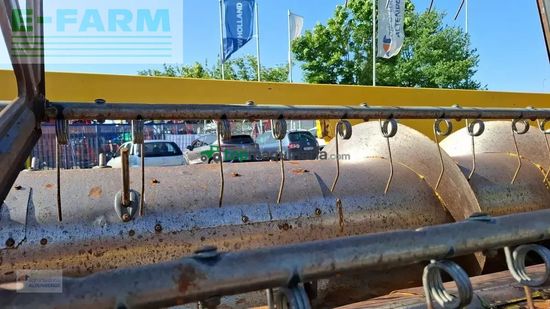 Cosechadora de Cereal - New Holland - cx 840