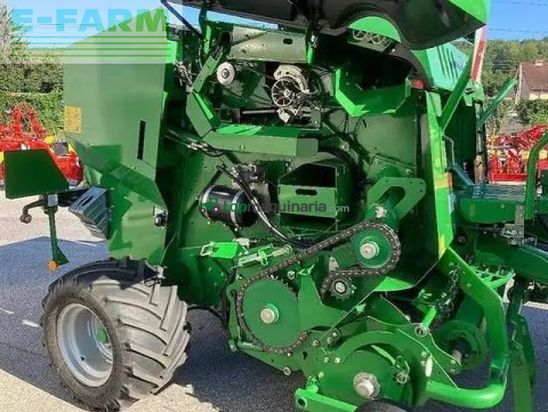 Empacadora gigant - John Deere - f441 m