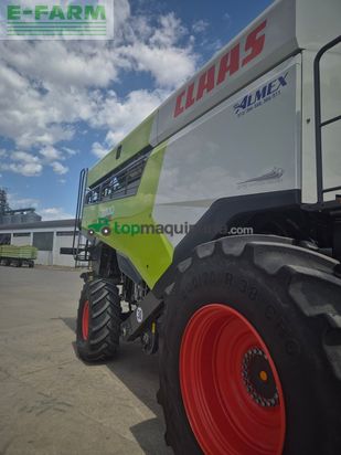 Cosechadora de Cereal - Claas - LEXION 6700 E5