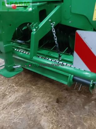 Empacadora gigant - John Deere - v 451 m