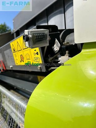Empacadora gigant - Claas - variant 370 rf