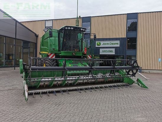 Cosechadora de Cereal - John Deere - t560