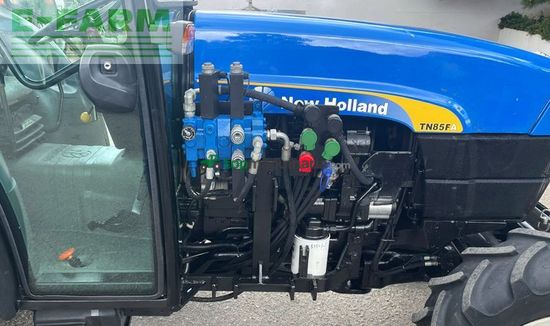Tractor agrícola - New Holland - tn-f 75