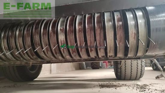 Empacadora gigant - Kuhn - vb2255