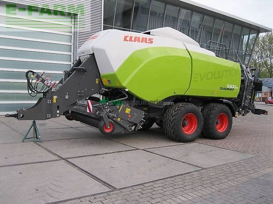 Empacadora gigant - Claas - quadrant 5300 evolution fc tandem