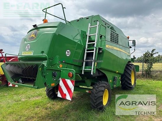 Cosechadora de Cereal - John Deere - w 330