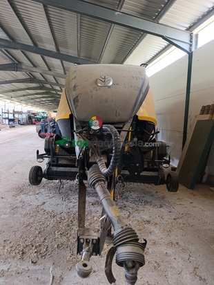 Empacadora gigante - New Holland - Bigbaler 890