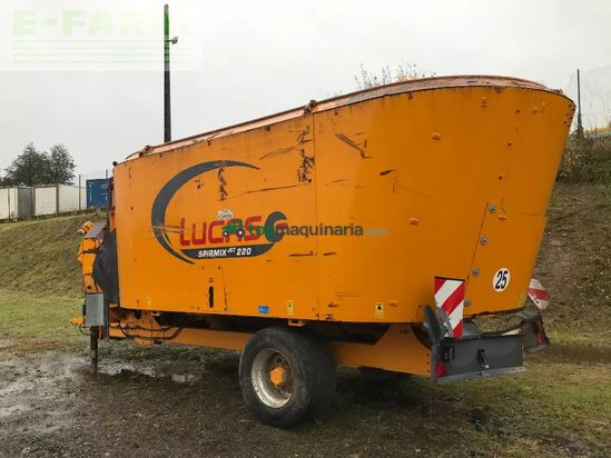 Remolqu esparcidor - Lucas - spirmix jet 220