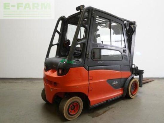 Elevadora - Linde - e 50 hl 388
