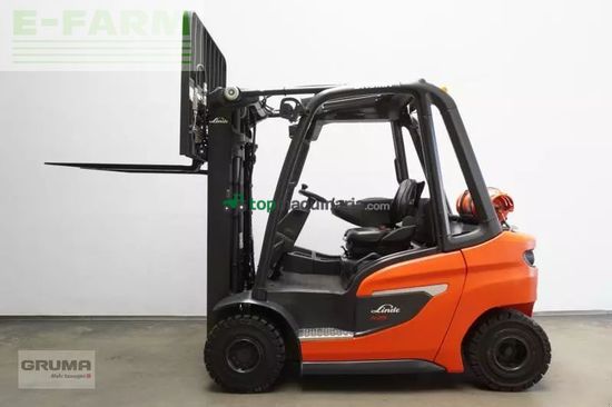 Elevadora - Linde - h 25 t 1202