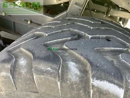 Empacadora gigant - Claas - quadrant 5200 fc tandem