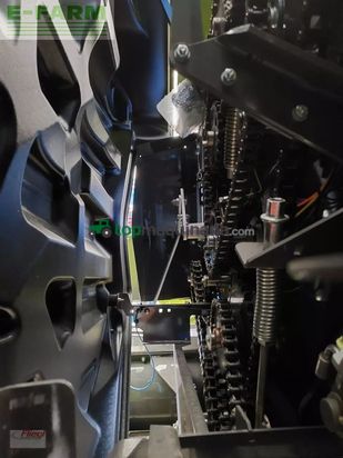 Empacadora gigant - Claas - rollant 520 rc