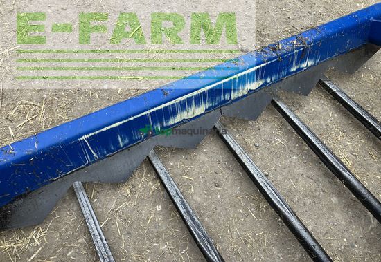 Esparcidor - Göweil - RBS Ballenschneider