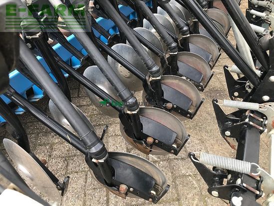 Sembradora - Rabe - corvus pke 4011 rotoreg met zaaimachine 4 mtr